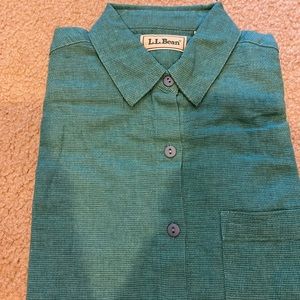 Brand new LL Bean Sleeveless Lightweight Shirt